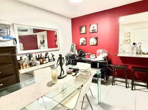 1401 NE 191st St D201, Miami FL 33179