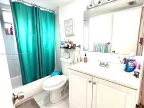 1401 NE 191st St D201, Miami FL 33179