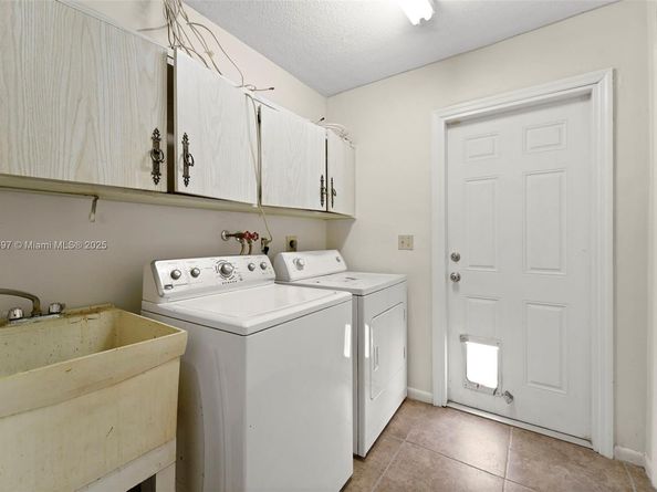4508 King Palm Dr, Tamarac FL 33319