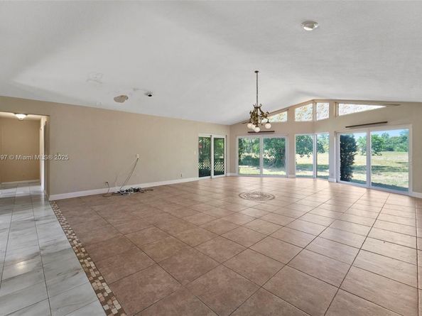 4508 King Palm Dr, Tamarac FL 33319