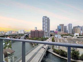 185 SW 7th St 2900, Miami FL 33130