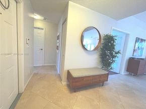 4923 SW 33rd Way, Hollywood FL 33312
