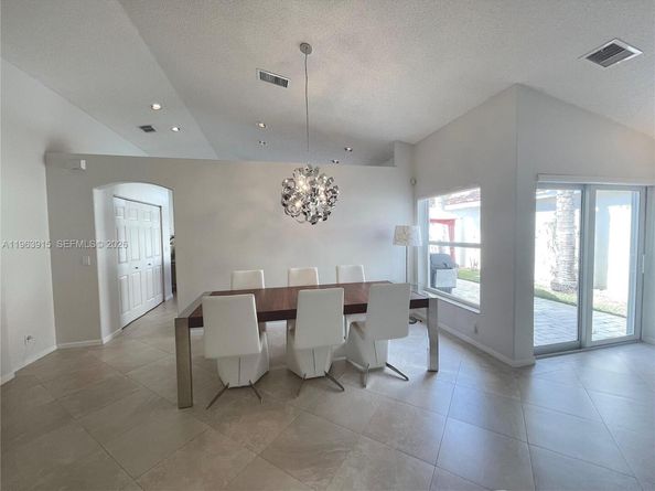 4923 SW 33rd Way, Hollywood FL 33312