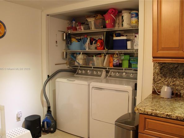 16051 Blatt Blvd 106, Weston FL 33326