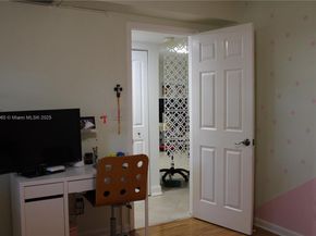 16051 Blatt Blvd 106, Weston FL 33326