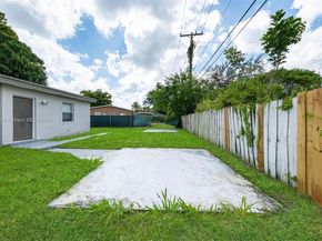 3460 NW 1st St, Lauderhill FL 33311