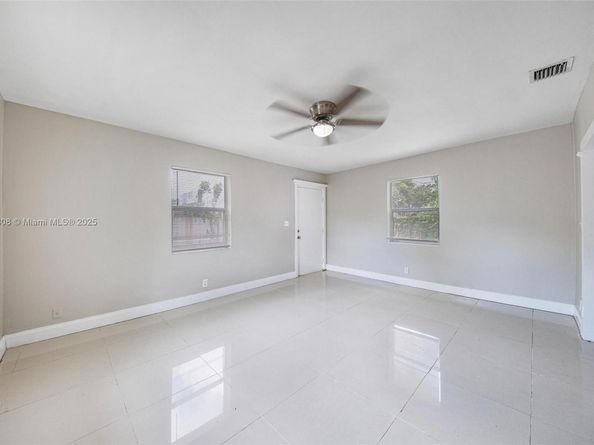 3460 NW 1st St, Lauderhill FL 33311