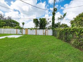 3460 NW 1st St, Lauderhill FL 33311