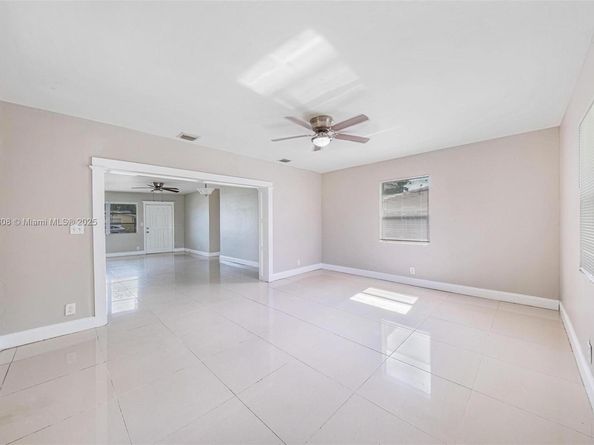 3460 NW 1st St, Lauderhill FL 33311