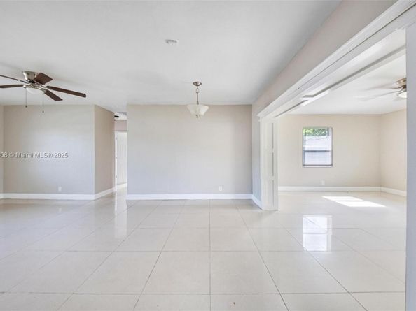 3460 NW 1st St, Lauderhill FL 33311