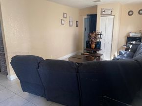 665 NW 153rd St, Miami FL 33169