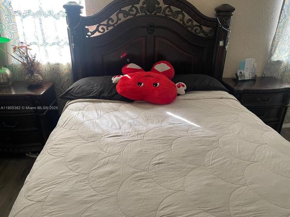 665 NW 153rd St, Miami FL 33169