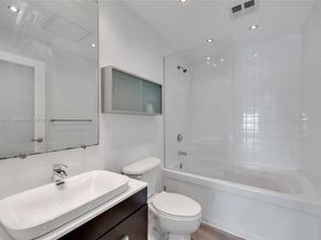 10 SW South River Dr 1509, Miami FL 33130