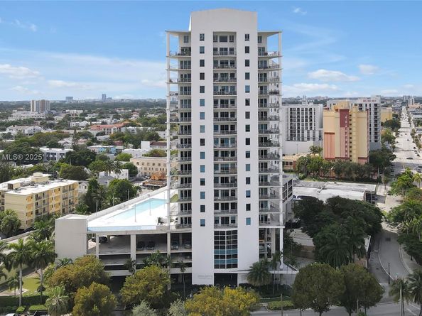 10 SW South River Dr 1509, Miami FL 33130