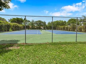 8503 SW 83rd St, Miami FL 33143