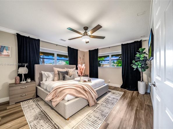 1652 NE 39th St, Oakland Park FL 33334