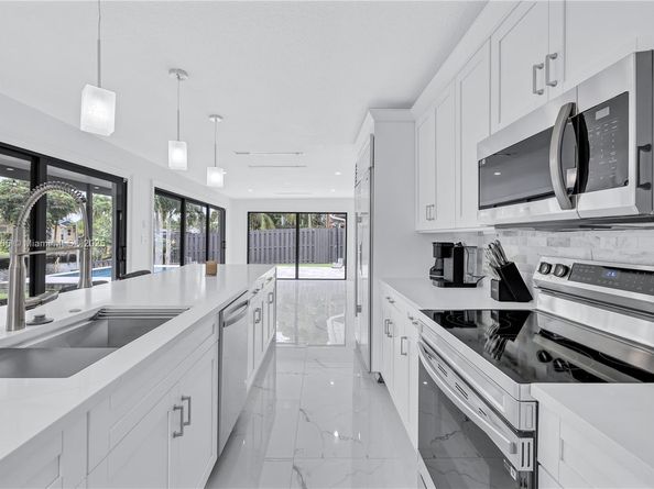 1608 SW 5th Ct, Fort Lauderdale FL 33312