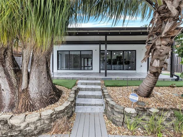 1608 SW 5th Ct, Fort Lauderdale FL 33312