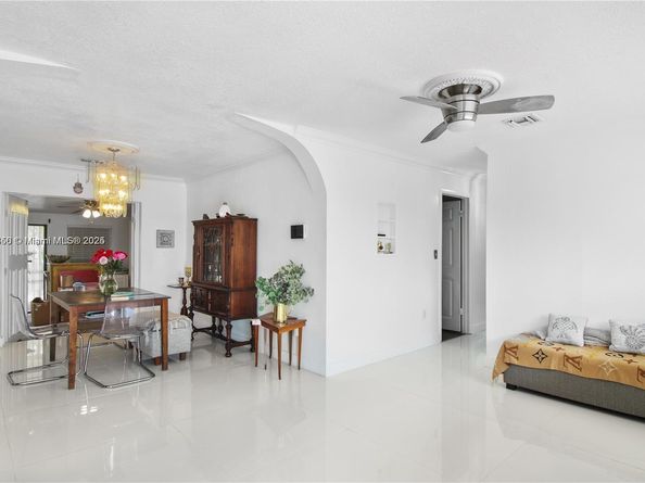 15745 SW 303rd Ter, Homestead FL 33033
