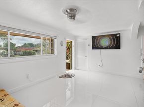 15745 SW 303rd Ter, Homestead FL 33033