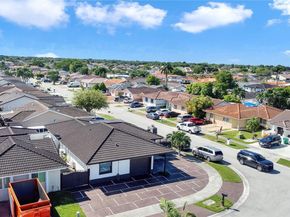 14880 SW 56th Ter, Miami FL 33193