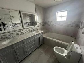 14880 SW 56th Ter, Miami FL 33193