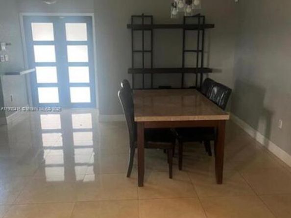 14880 SW 56th Ter, Miami FL 33193