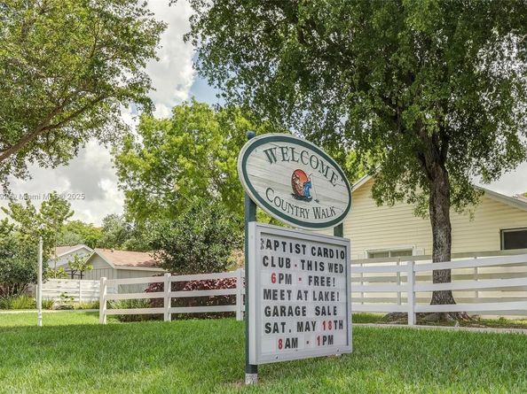 15025 SW 142nd Pl, Miami FL 33186