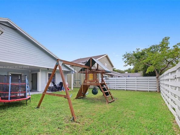 15025 SW 142nd Pl, Miami FL 33186