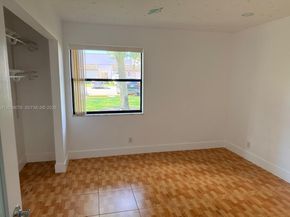 11509 NW 10th St 11509, Pembroke Pines FL 33026