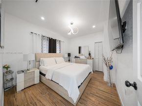 3041 NW 51st St, Miami FL 33142