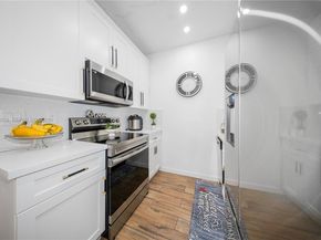 3041 NW 51st St, Miami FL 33142