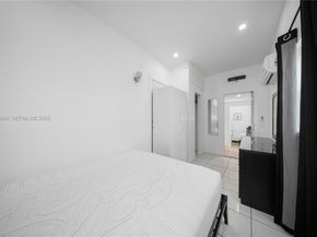 3041 NW 51st St, Miami FL 33142