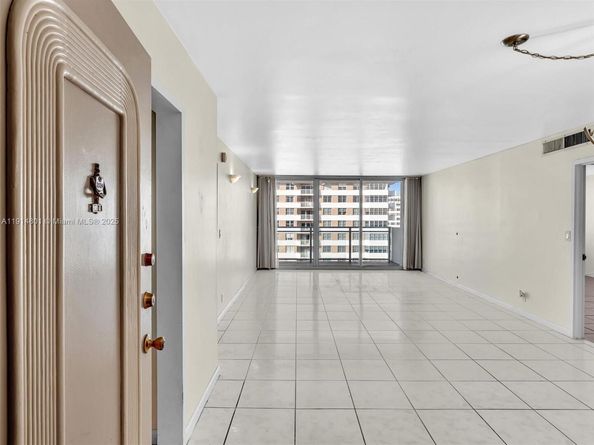 2030 S Ocean Dr 2024, Hallandale Beach FL 33009