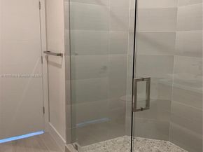 4416 NW 9th St, Plantation FL 33317