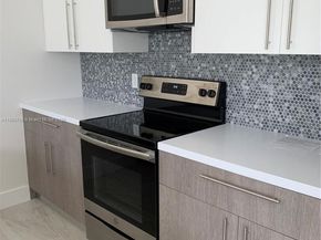 4416 NW 9th St, Plantation FL 33317