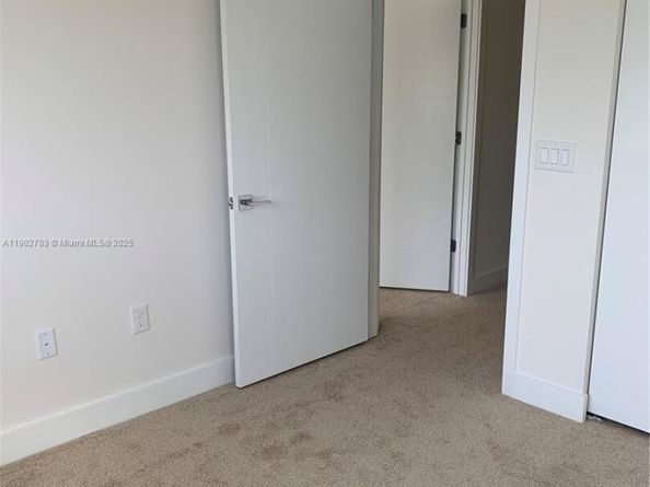 4416 NW 9th St, Plantation FL 33317