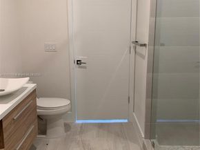 4416 NW 9th St, Plantation FL 33317