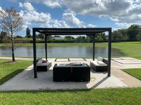 4416 NW 9th St, Plantation FL 33317