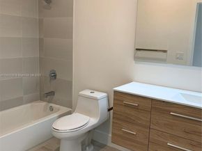 4416 NW 9th St, Plantation FL 33317