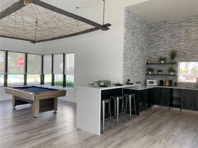 4416 NW 9th St, Plantation FL 33317