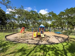 2200 S Cypress Bend Dr 804, Pompano Beach FL 33069