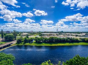2200 S Cypress Bend Dr 804, Pompano Beach FL 33069