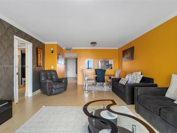 2200 S Cypress Bend Dr 804, Pompano Beach FL 33069