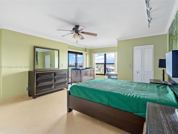 2200 S Cypress Bend Dr 804, Pompano Beach FL 33069
