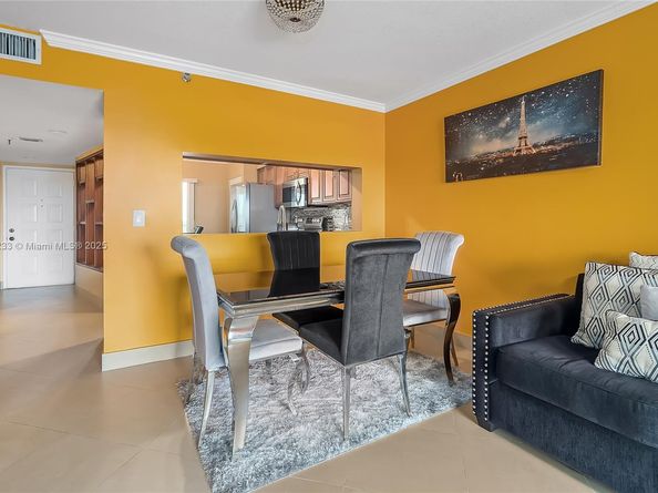 2200 S Cypress Bend Dr 804, Pompano Beach FL 33069