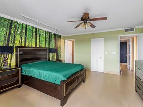 2200 S Cypress Bend Dr 804, Pompano Beach FL 33069
