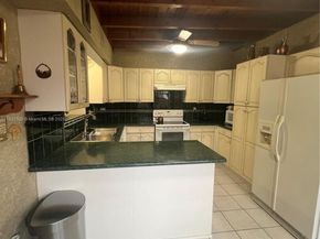 2815 SW 36th Ave, Miami FL 33133