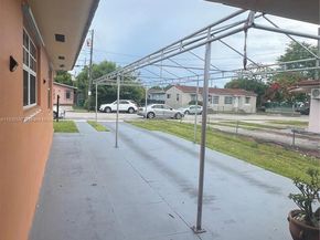 2815 SW 36th Ave, Miami FL 33133