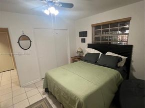 2815 SW 36th Ave, Miami FL 33133
